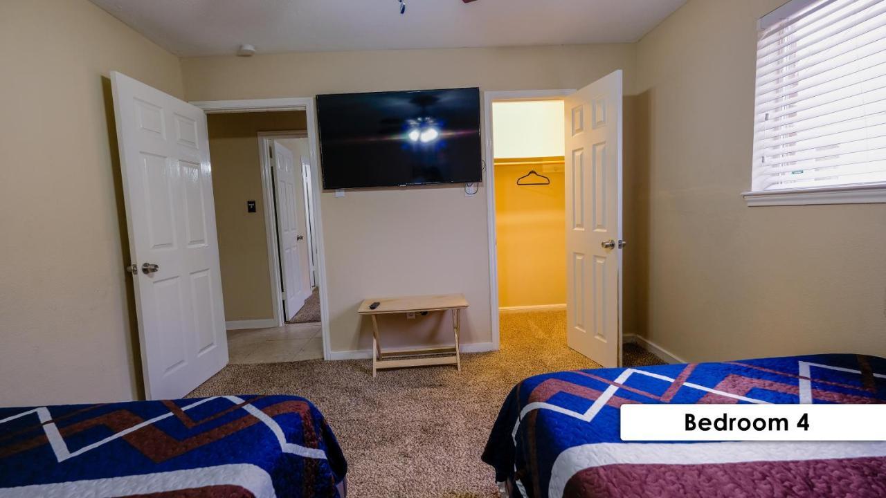Pool House, 20 Minutes From Dt 4Bdr For 10 Guests - Winkleman Villa Houston Eksteriør billede